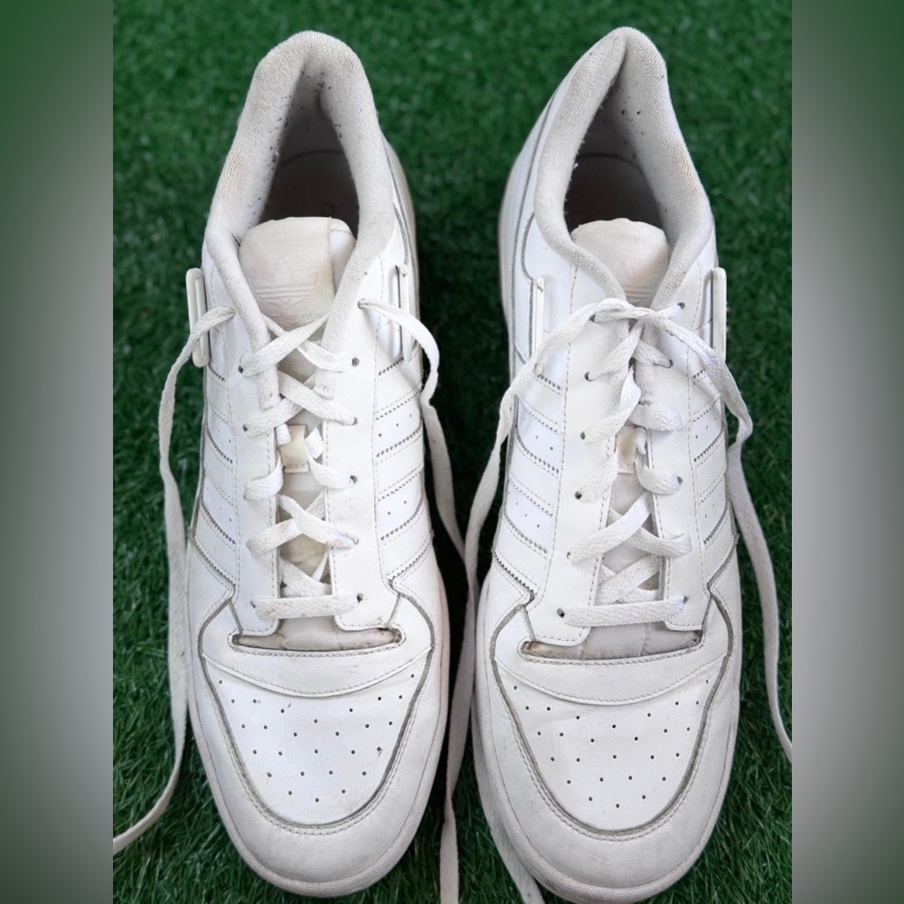 Adidas Forum Low
Triple White Size 15
